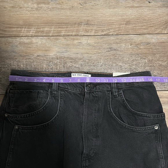 NWT Free People We The Free Final Countdown Cuffed Jeans 27 Black - Picture 8 of 12
